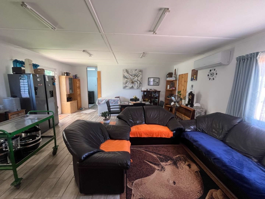 2 Bedroom Property for Sale in Kanoneiland Northern Cape